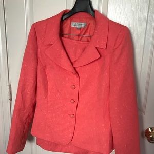 TAHARI— TWO PIECE SET